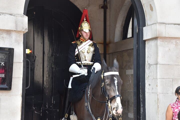 See iconic London attrations like the Horse Guards.