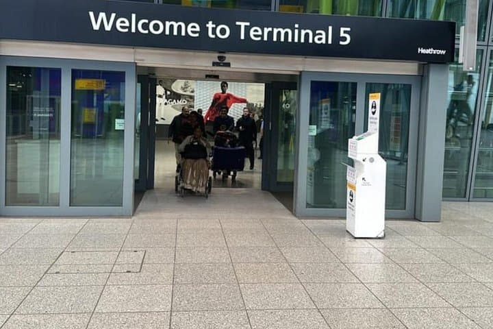Private Taxi Transfer from & to Heathrow to London