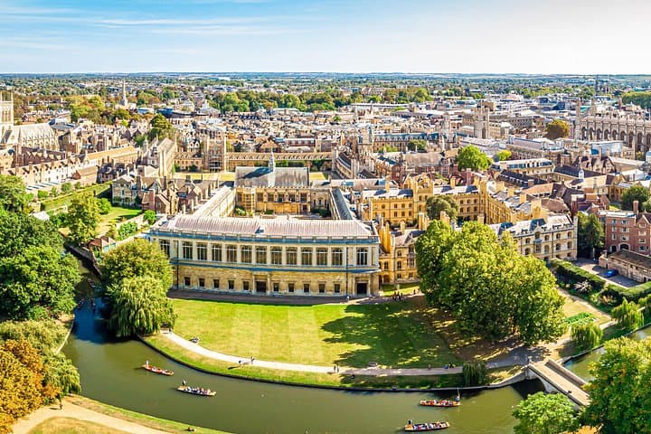 Awesome Audio Tour : Scholars Punting Cambridge Adventure