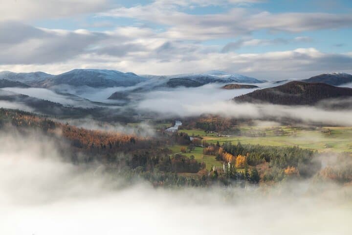 Aberdeen Private Tour: Balmoral Castle and Scenic Wonders