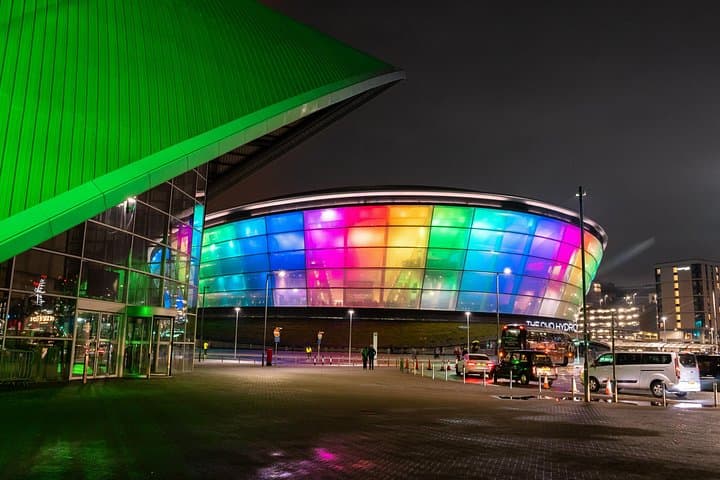 Astounding Bar Crawl in Glasgow City