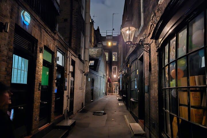 Hidden alleyways