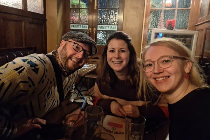 London Historical Pub Tour with Pilgrims and Pirates