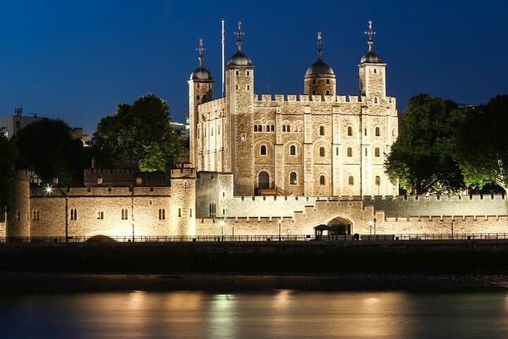 Tower of London Tickets with Thames River Cruise Ride