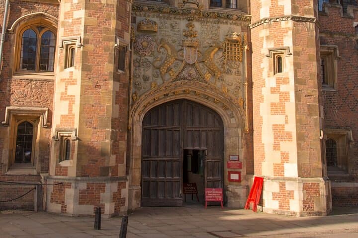 Cambridge's Ghosts GPS Self Guided Audio Walking Tour w/EMFReader