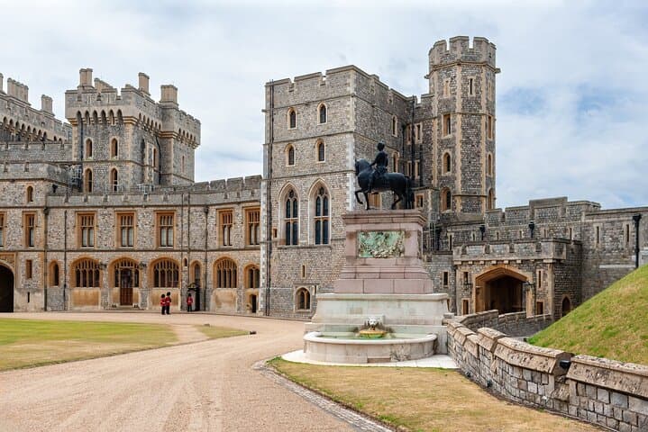 Explore Windsor Castle, the oldest and largest inhabited castle in the world.