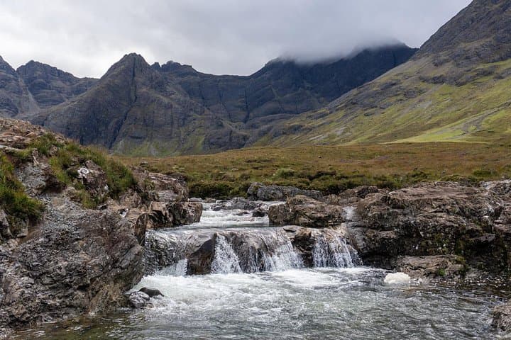 Skye Day Tour from Inverness with Fairy Pools & Dunvegan Castle