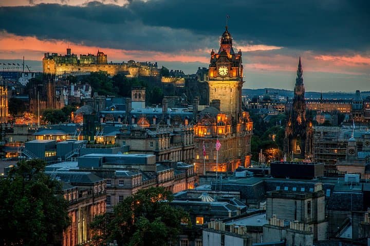 Edinburgh Airport Private Transfers To & From Edinburgh Airport