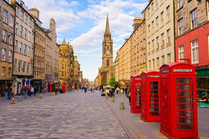 Private, Eco Bike Tour of Edinburgh Old Town & Top Sites
