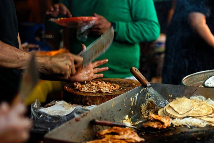 Official Camden Market Food Tour with 7 Street Food Tastings