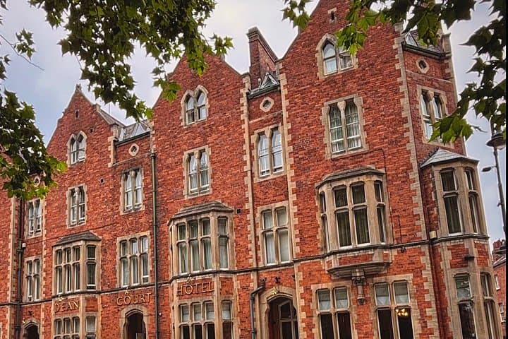 York’s Haunted Pubs: A Self-Guided Walking Tour