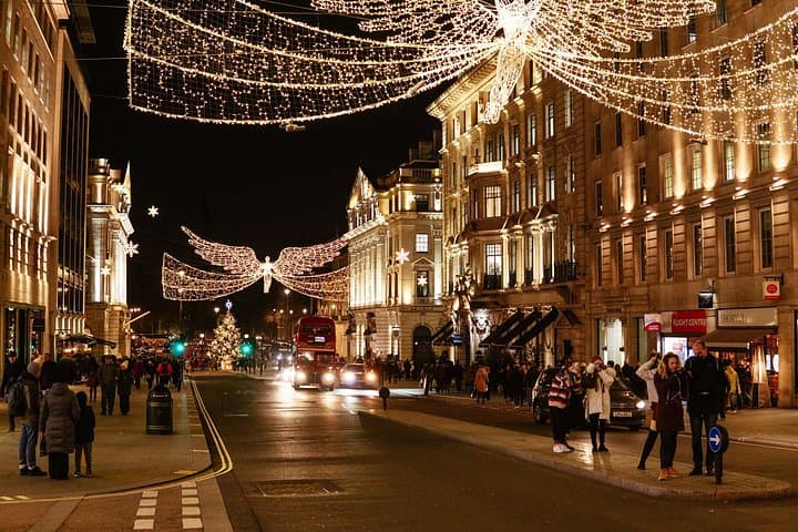 London Christmas Lights and Markets Walking Tour