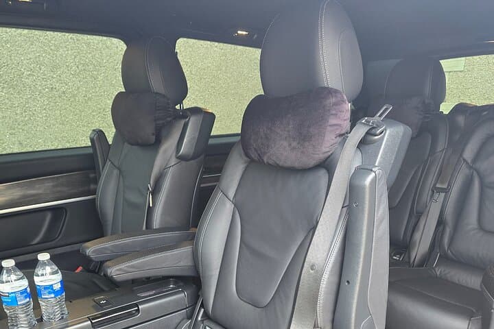 Edinburgh Airport to St Andrews Private Luxury Transfer