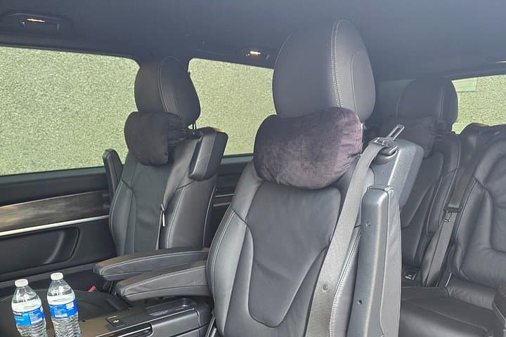 Edinburgh Airport to Edinburgh City Luxary Private Transfer