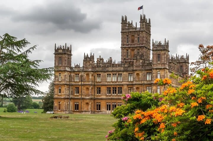 Transfer to and from Central London to Highclere Castle