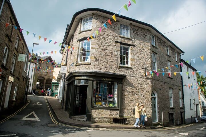 Bannau Brycheiniog Brecon Beacons Hay on Wye Tour