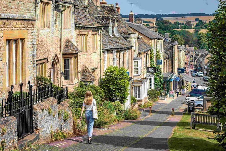 Cotswolds full-day tour from London
