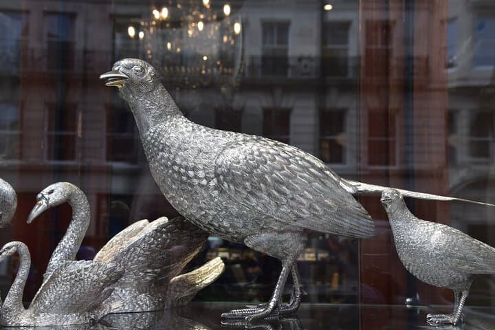 These phesants might look familiar, and have a very special meaning within British nobility. Find out what it is on this tour.