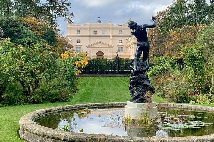 A Self-Guided Audio Tour of Primrose Hill and Regents Park