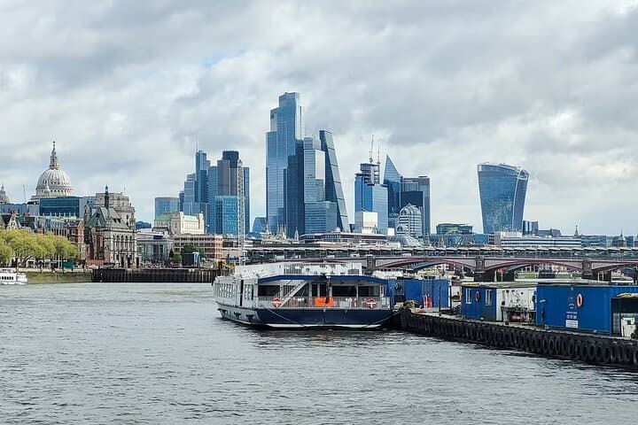 Thames Sightseeing Cruise from Westminster to Tower Bridge