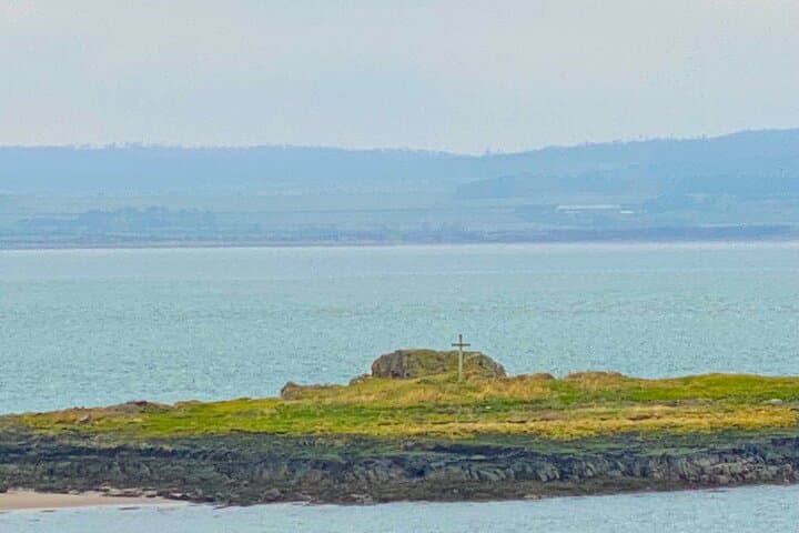 7th Century Kingship and Whisky Small Group Tour with Admission