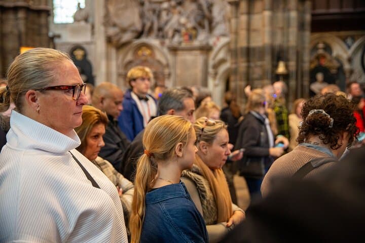 Priority Access Tour of Westminster Abbey with London Eye option