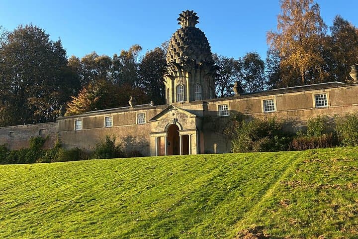 Pineapple House