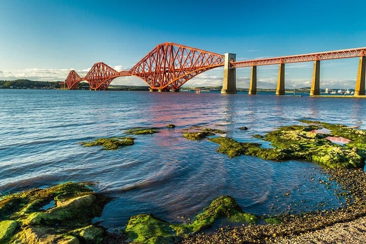Edinburgh to Midhope Castle Private Guided Half-Day Car Trip