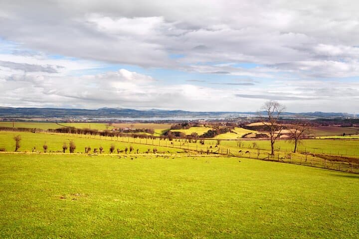 Edinburgh to Midhope Castle Private Guided Half-Day Car Trip