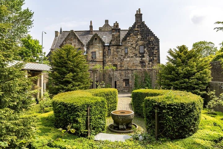 Glasgow Highlights Full-Day Private Car Trip from Edinburgh