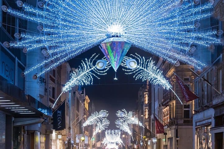 London Christmas Lights Private Walking Tour