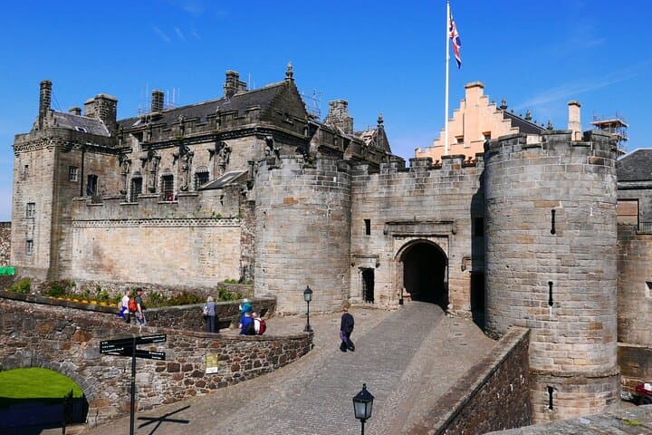 Edinburgh Trip to Stirling, Linlithgow, Blackness Castles