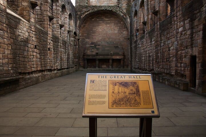 Edinburgh Trip to Stirling, Linlithgow, Blackness Castles