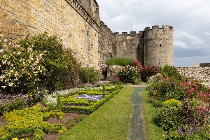 Edinburgh Trip to Stirling, Linlithgow, Blackness Castles