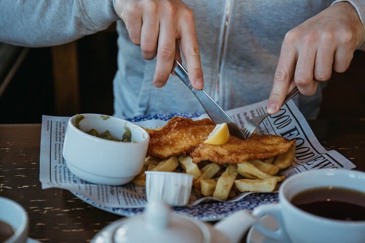 Manchester Food Tour with Full Meal and Drinks by Do Eat Better