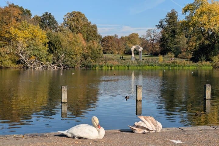 London Walking Tour Kensington Palace & Gardens & Refreshments