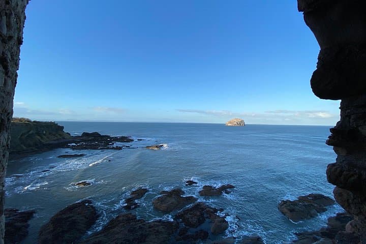 Castles, Coastline, Distillery and Whisky Tasting Private Tour