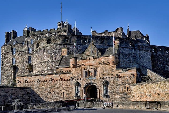 Edinburgh Castle and Royal Mile Guided Tour + Entry Ticket