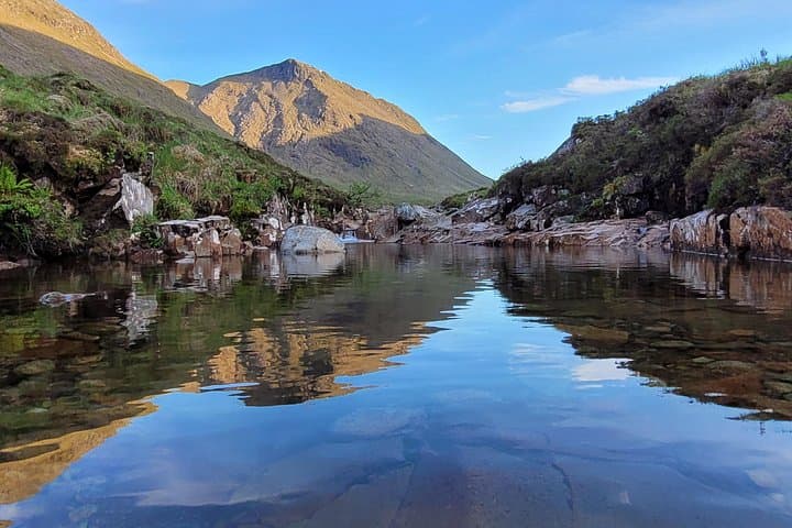Scottish Highlands and Glencoe Tour - Castles, Glens & Waterfalls