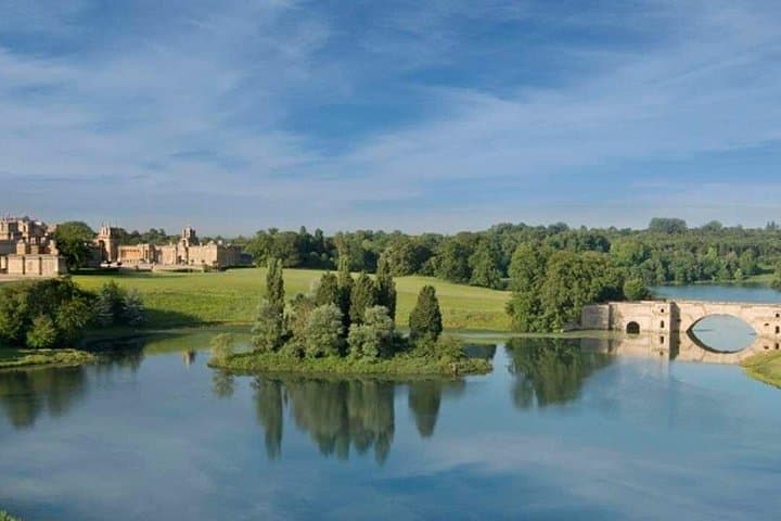 Blenheim Palace Downton Abbey Village ,Cotswolds Tour from London