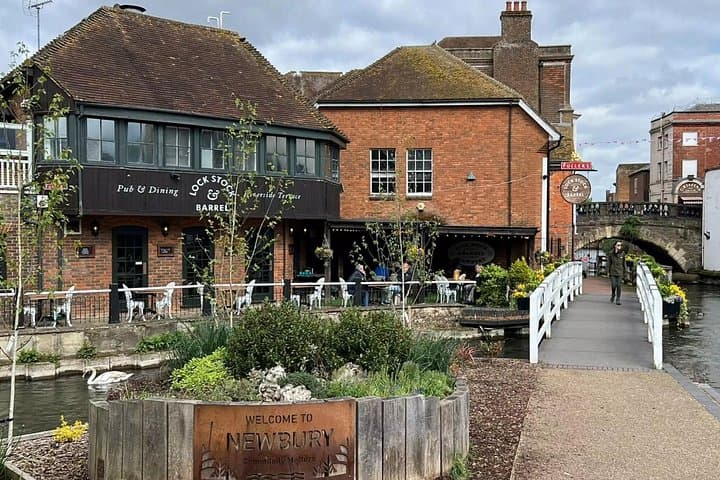 Cloth and Kings: Audio Tour of Newbury's History and Architecture