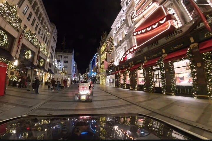 London Christmas Lights Tour in Street Legal Karts