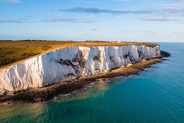 Leeds Castle Canterbury and Dover Cliffs Private Tour from London