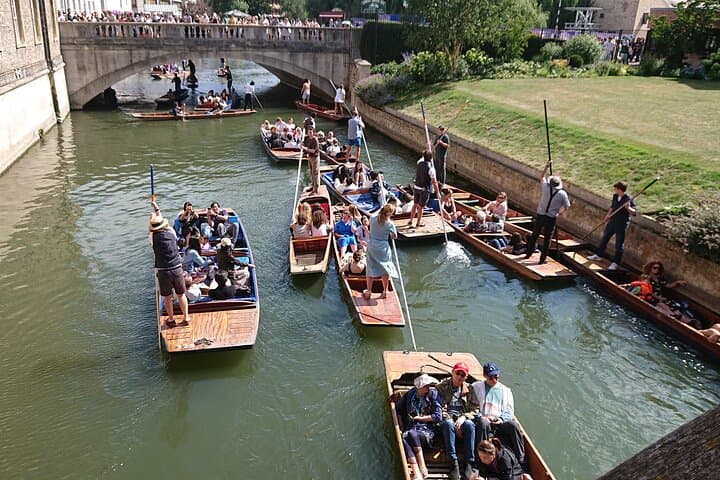 People having fun punting on the Cam