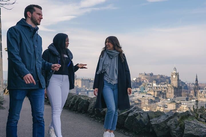 Edinburgh Private Tour with a Local - Highlights & Hidden Gems