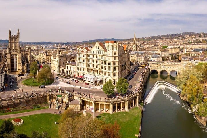 Bath Private Walking Tour with a Local