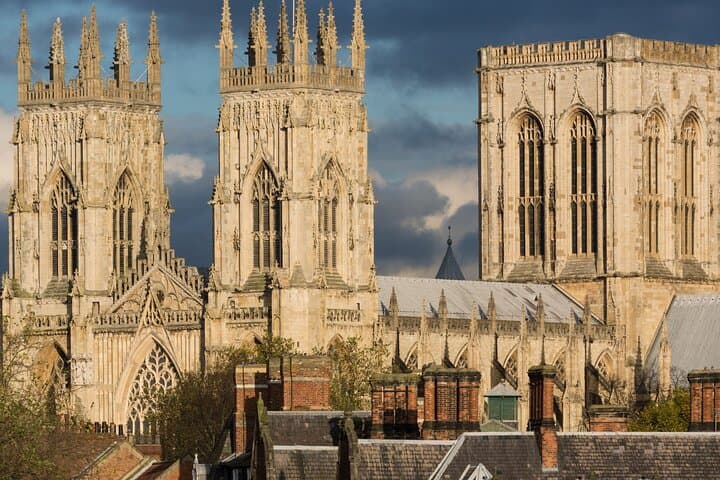 York Private Walking Tour with a Local