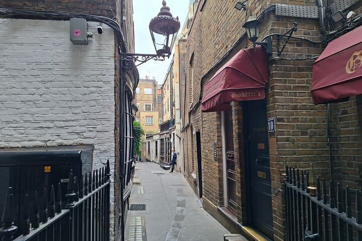 Mary Poppins Small Group Walking Tour of London
