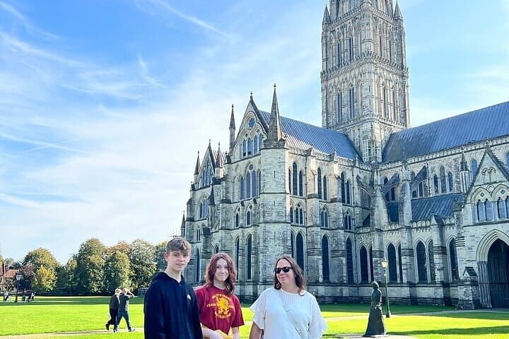 Stonehenge and Salisbury Cathedral Self Guided Tour from Portland