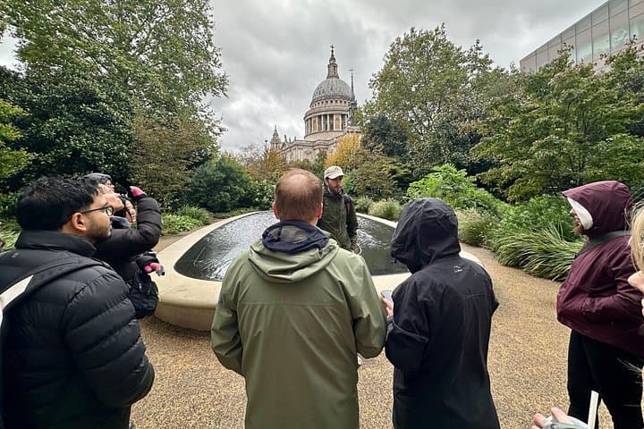 London Half Day Tour by Foot, Bus, Tube and Boat